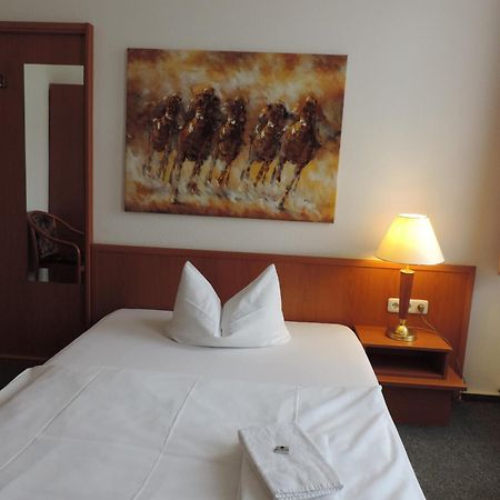 Hotel Carl Von Clausewitz Burg bei Magdeburg Chambre photo