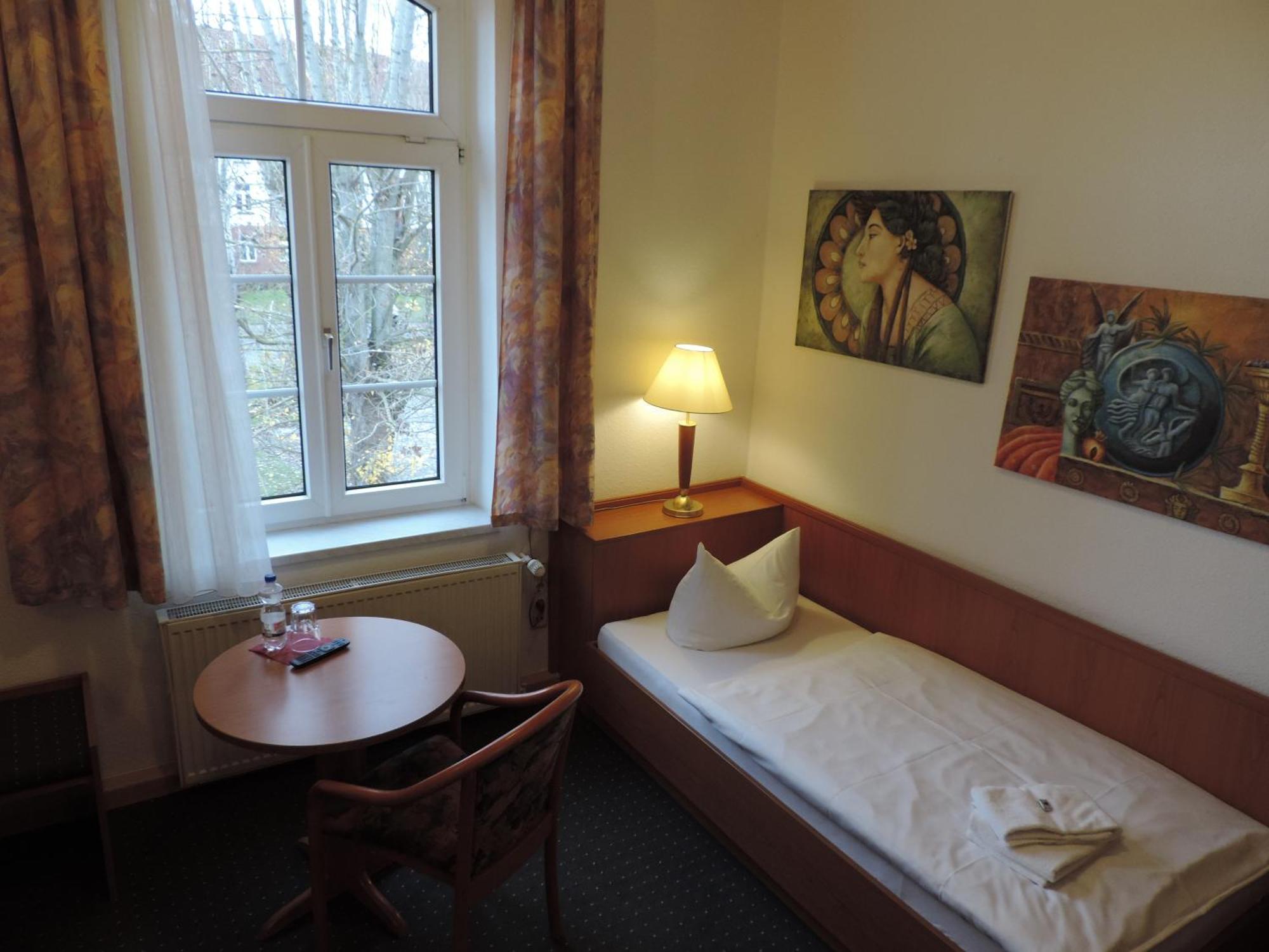 Hotel Carl Von Clausewitz Burg bei Magdeburg Chambre photo